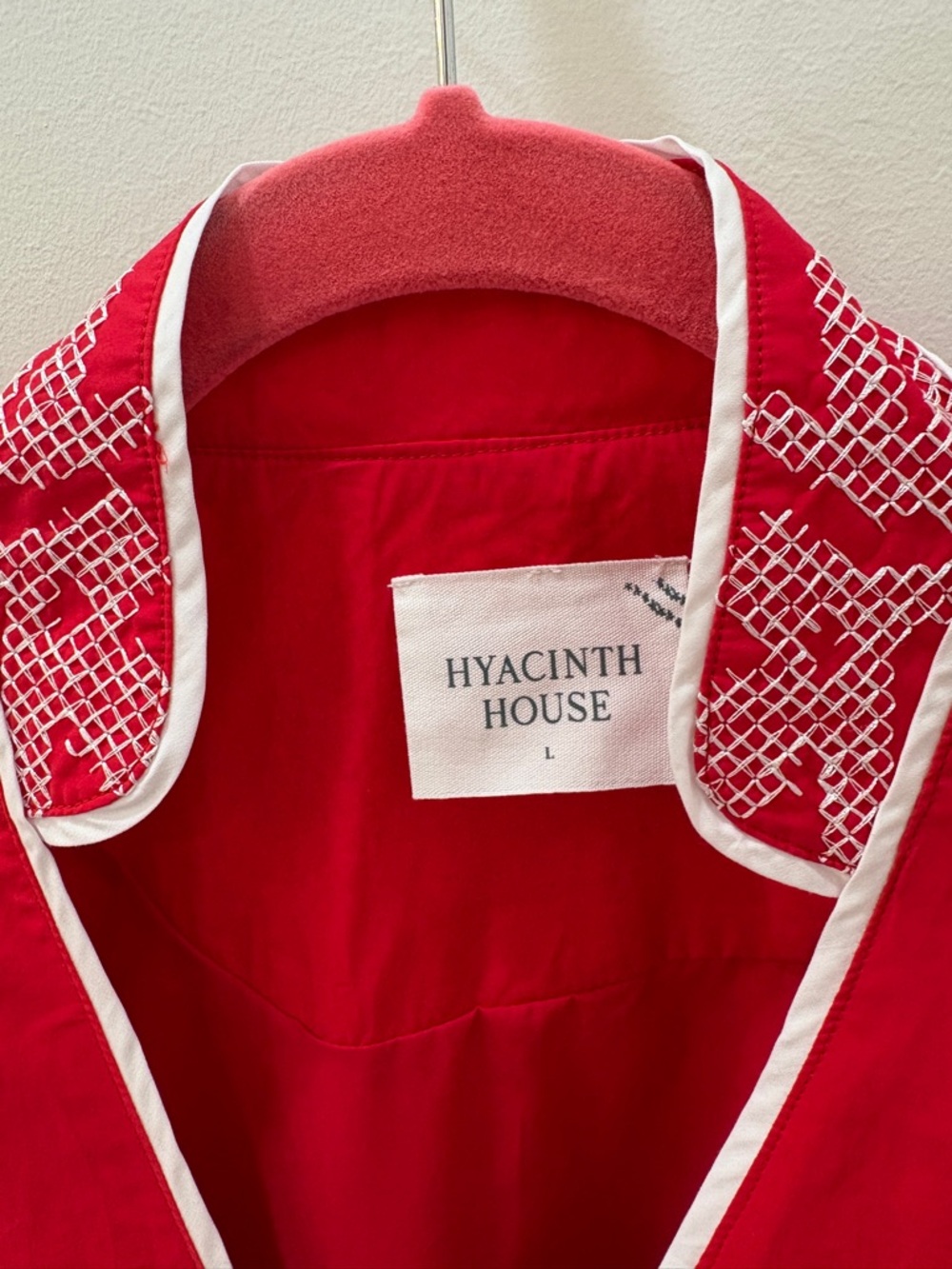 HYACINTH HOUSE Red & White Embroidery Mini Arem Caftan - Picture 10 of 12